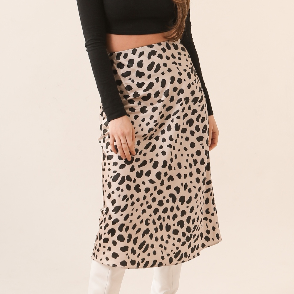 ONE LEFT Leopard Midi Skirt